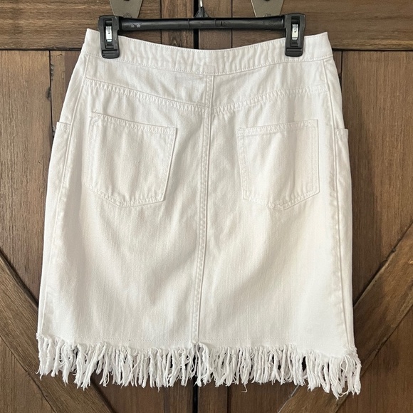Pilcro Anthropologie Just-For-Us White Denim Button Front Fringe Skirt Size 8 - Picture 5 of 9